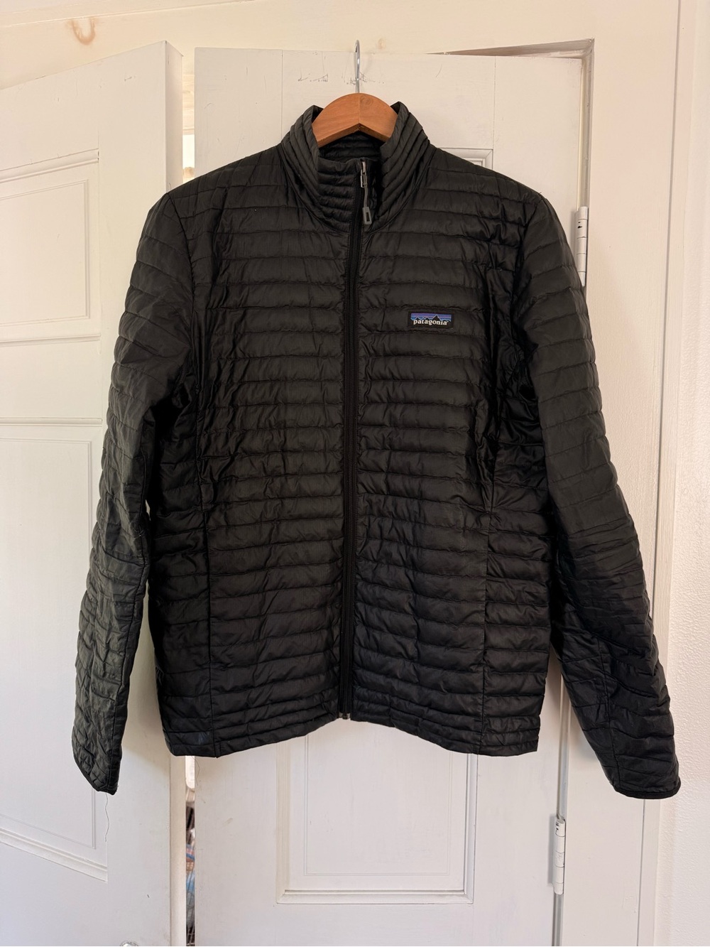 Patagonia Men’s Black Quilted Lightweight Puffer Jacket